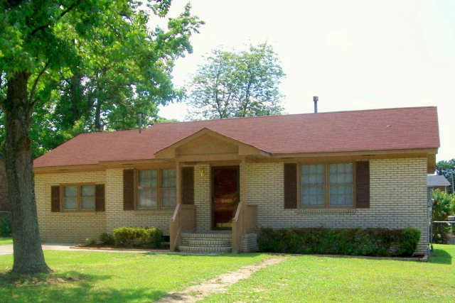 2025 Fieldcrest Road East Wilson, NC 27893 - Photo 1 of 1 Primary Photo