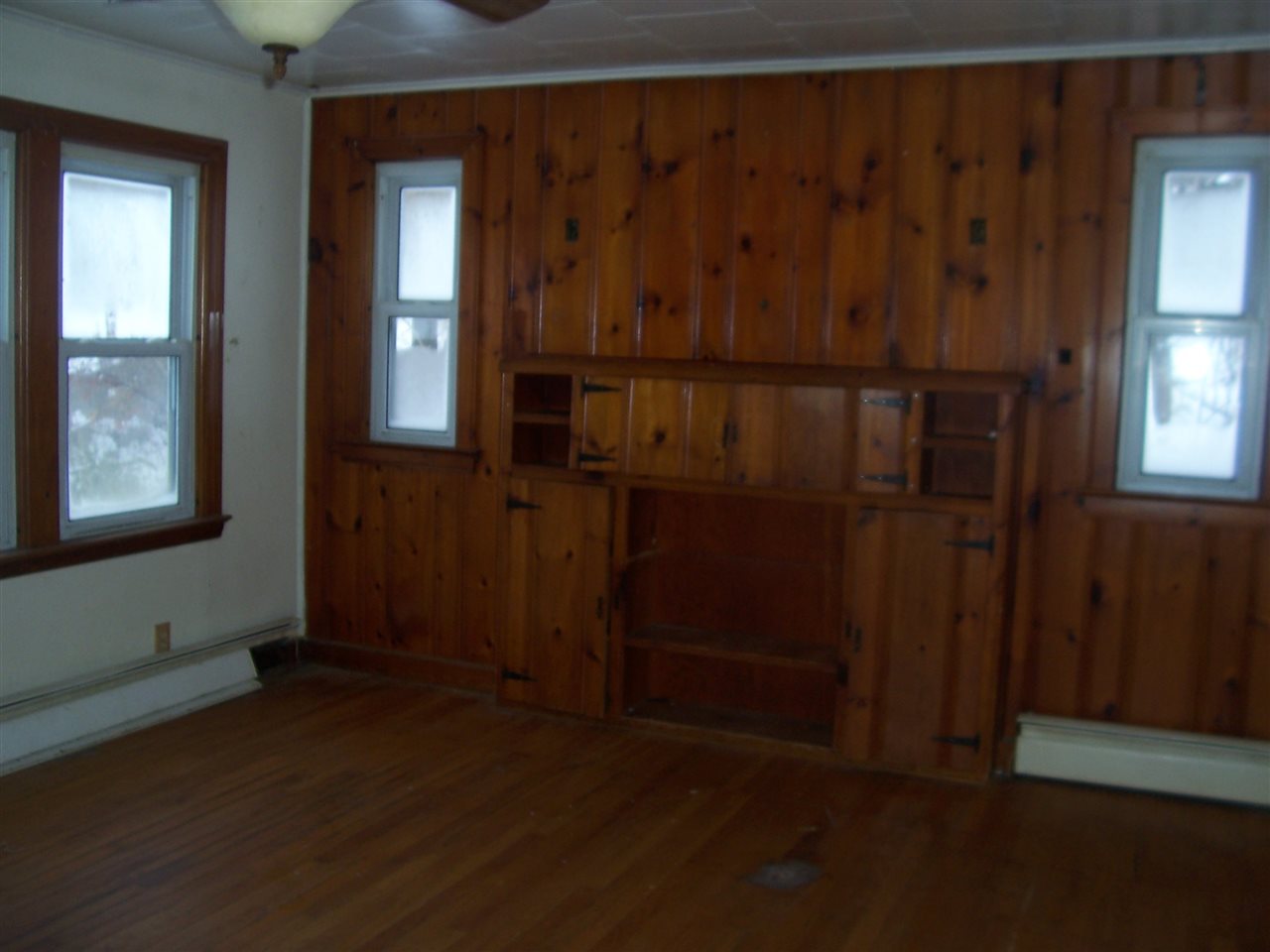 838 Jackson Cross Road Pownal, VT 05261 - Photo 3 of 15