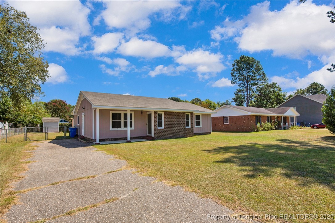 2231 Tolgate Road Fayetteville, NC 28304 - Photo 2 of 19