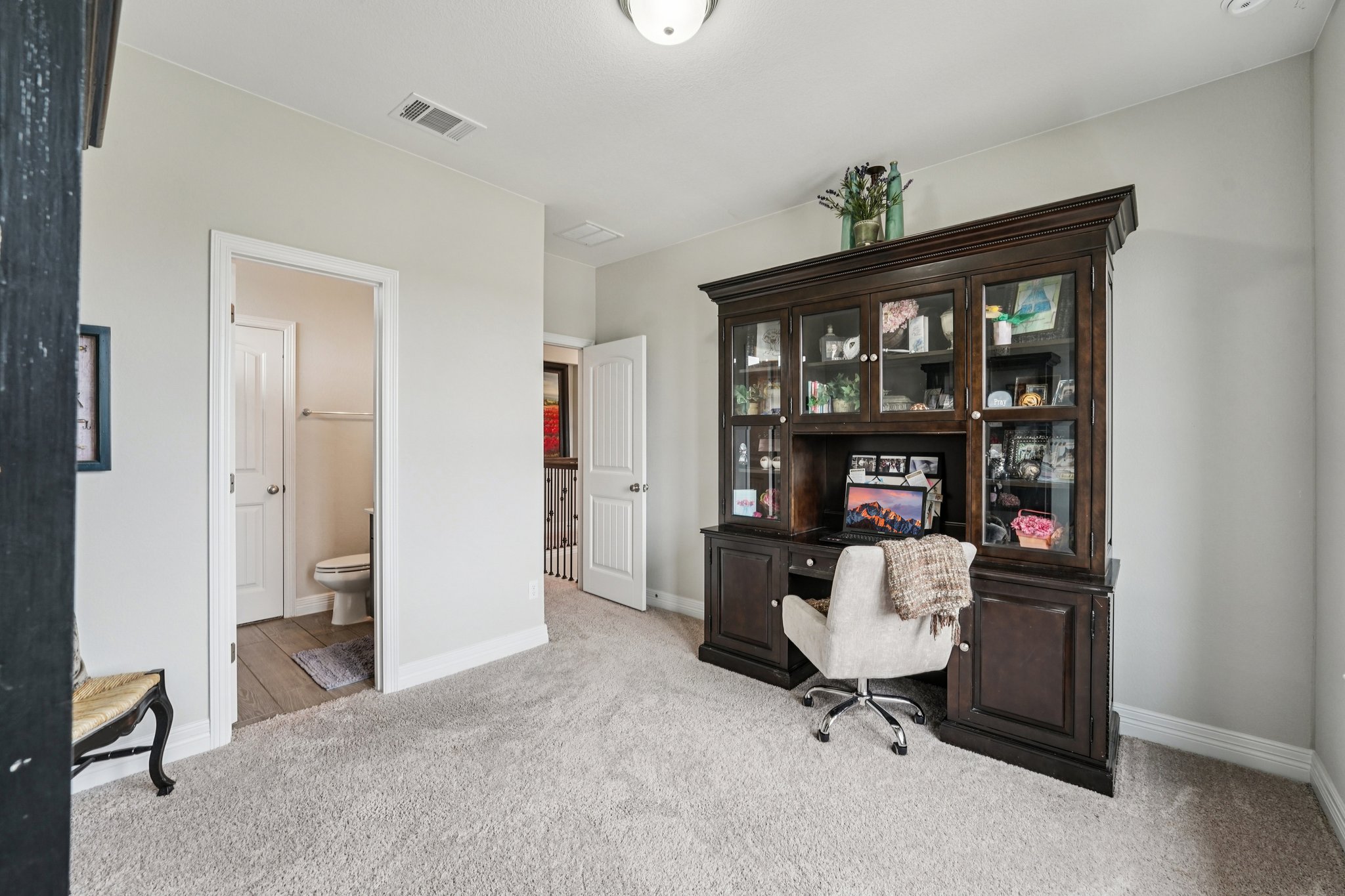 17820 Limestone Spring Lane Austin, TX 78738 - Photo 11 of 35 a living room with furniture and a window