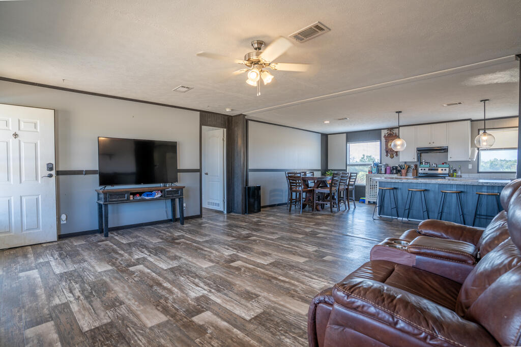 154 Scott Branch Road Harper, TX 78631 - Photo 10 of 38 Gallery Image 10
