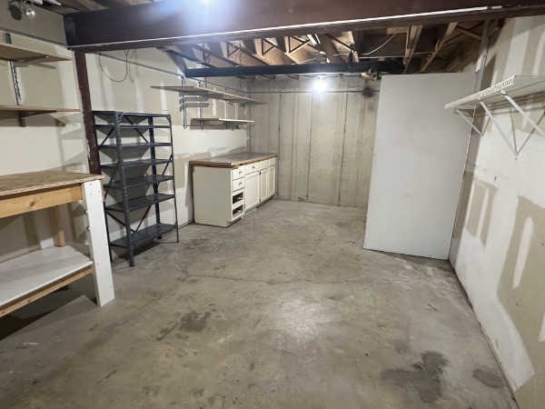9375 Hamilton Court, Unit E Des Plaines, IL 60016 - Photo 13 of 14 a view of a storage & utility room
