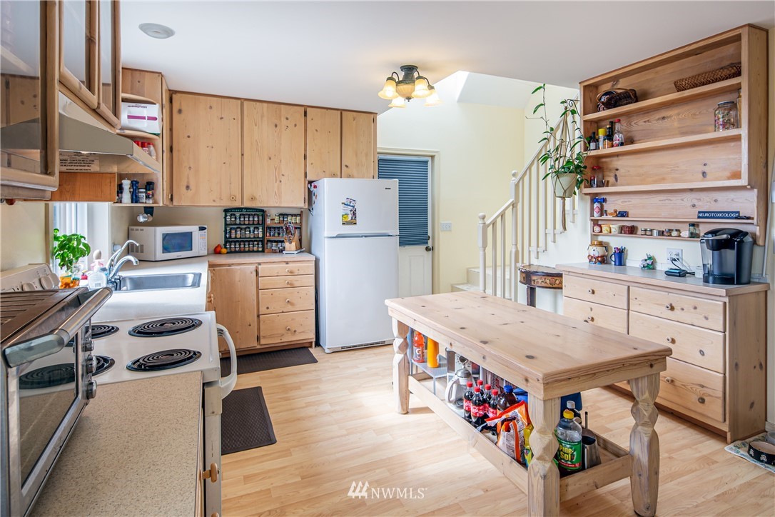 12231 Rainbow Road Arlington, WA 98223 - Photo 9 of 34