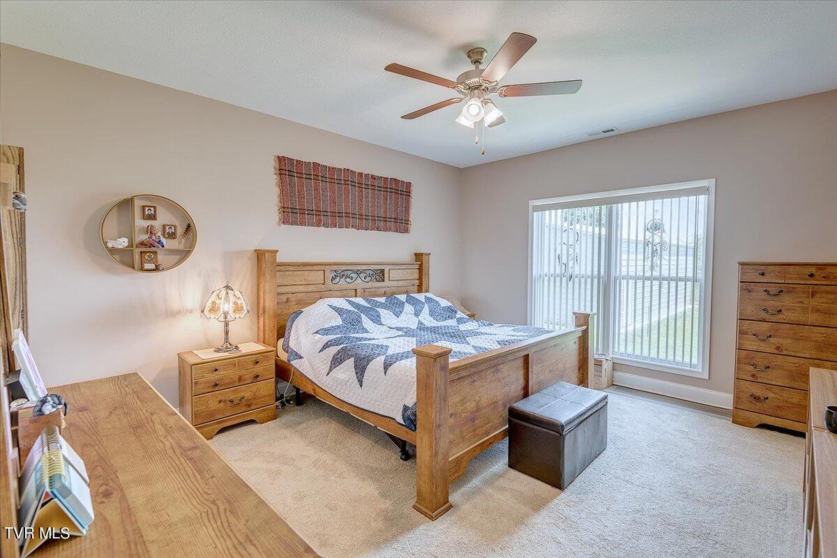 1250 McMillan Road Midway, TN 37809 - Photo 12 of 37 30-Shannon-H-1250-McMillan-Interior-6607