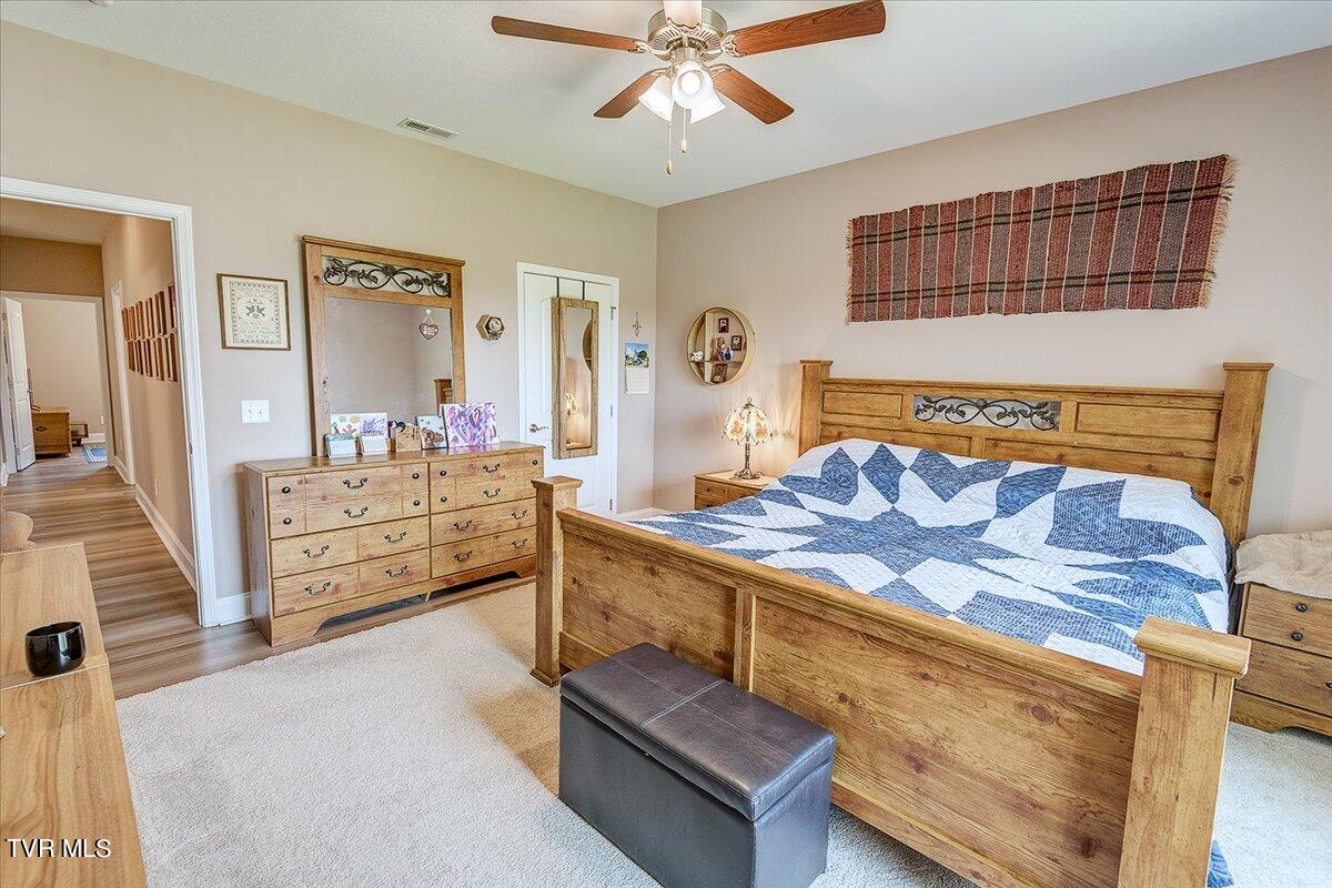 1250 McMillan Road Midway, TN 37809 - Photo 13 of 37 31-Shannon-H-1250-McMillan-Interior-6625