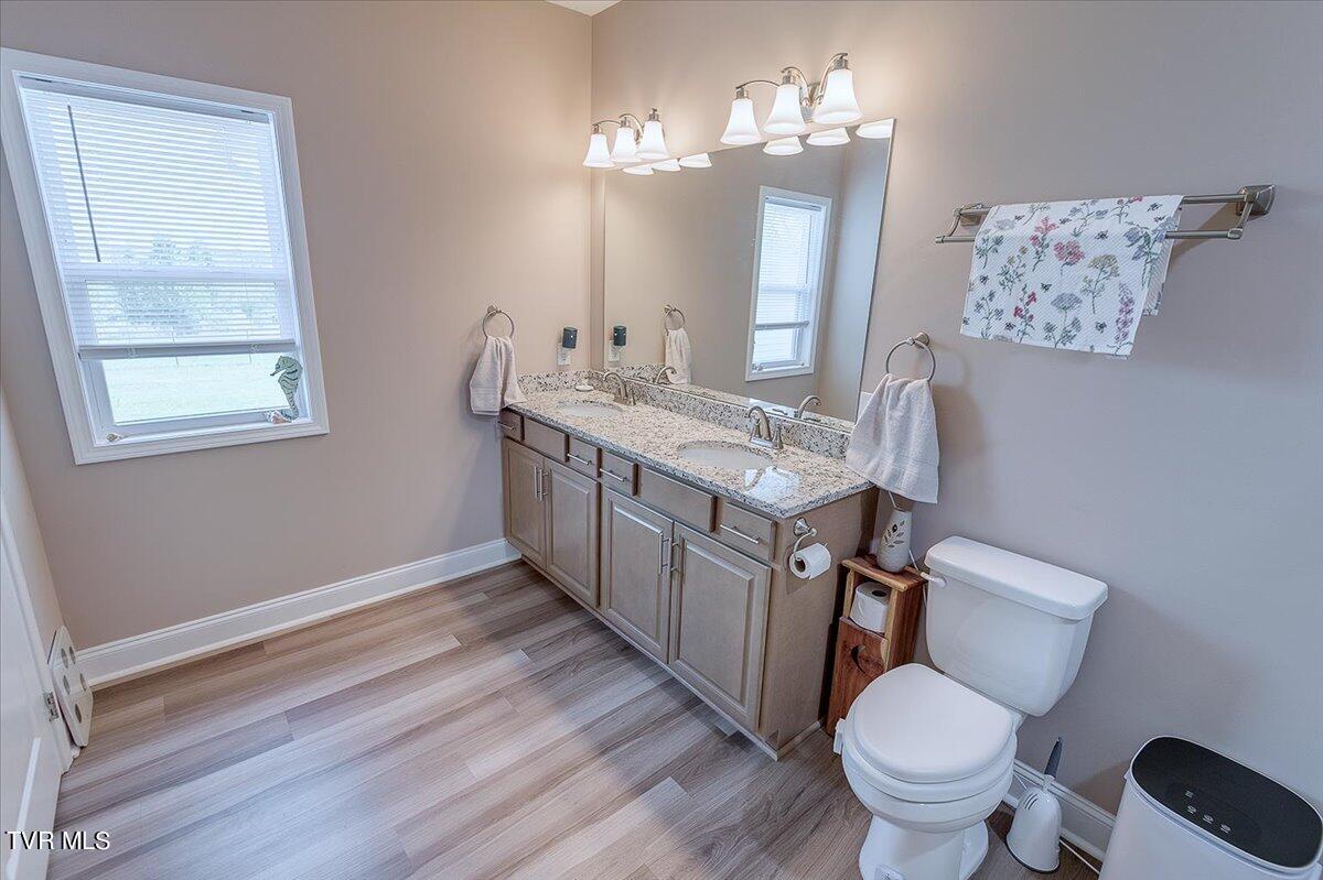 1250 McMillan Road Midway, TN 37809 - Photo 16 of 37 33-Shannon-H-1250-McMillan-Interior-6638