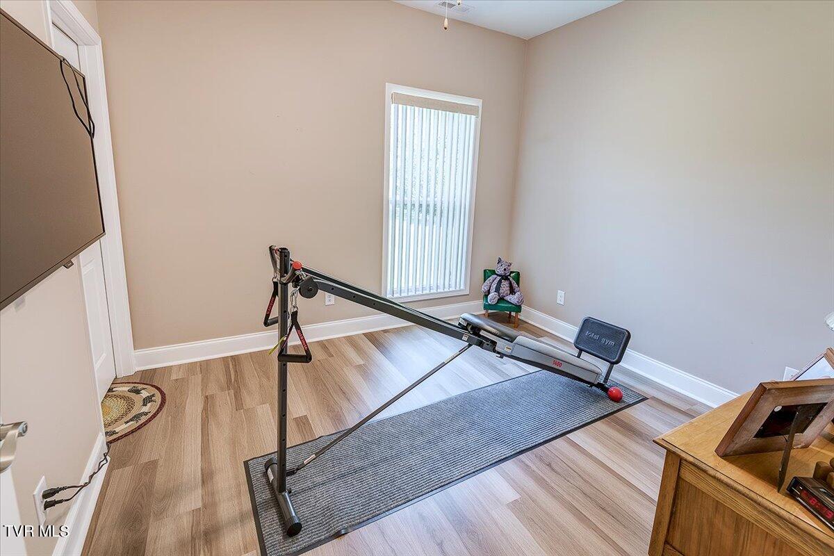 1250 McMillan Road Midway, TN 37809 - Photo 19 of 37 29-Shannon-H-1250-McMillan-Interior-6595