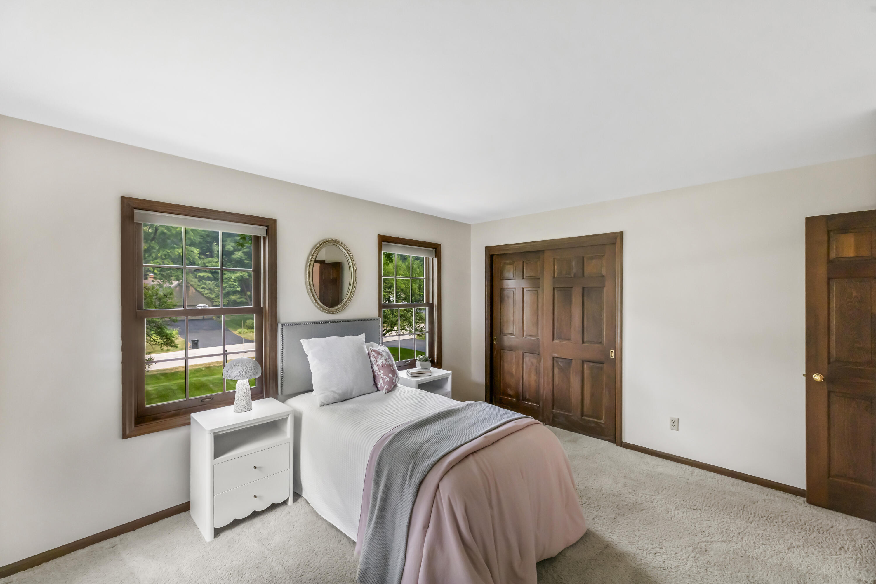 290 Fieldstone Road Delafield, WI 53018 - Photo 37 of 53 Bedroom 4