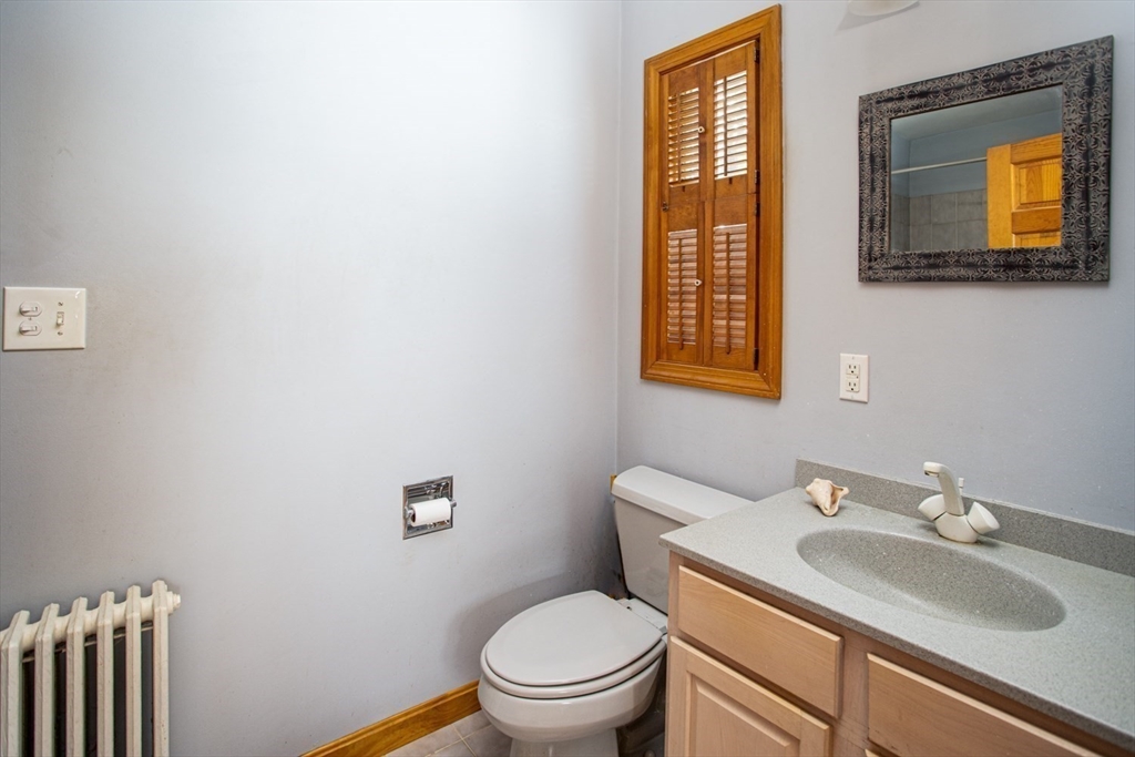 231 B Tickle Road Westport, MA 02790 - Photo 12 of 32 Gallery Image 12