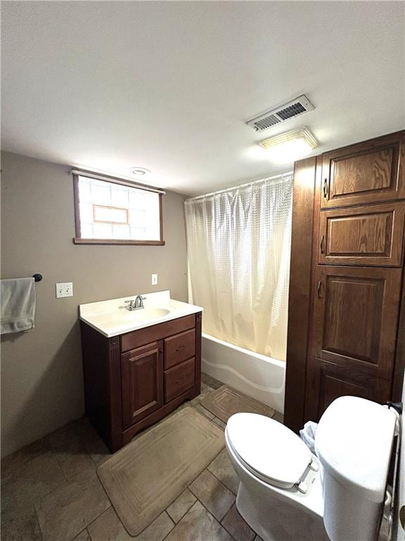 194 Nutt Road Grove City, PA 16127 - Photo 29 of 38 Full Bathroom in Basement