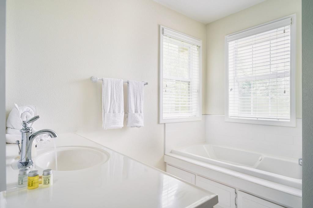 132 Oak Ridge Way Morganton, GA 30560 - Photo 11 of 42