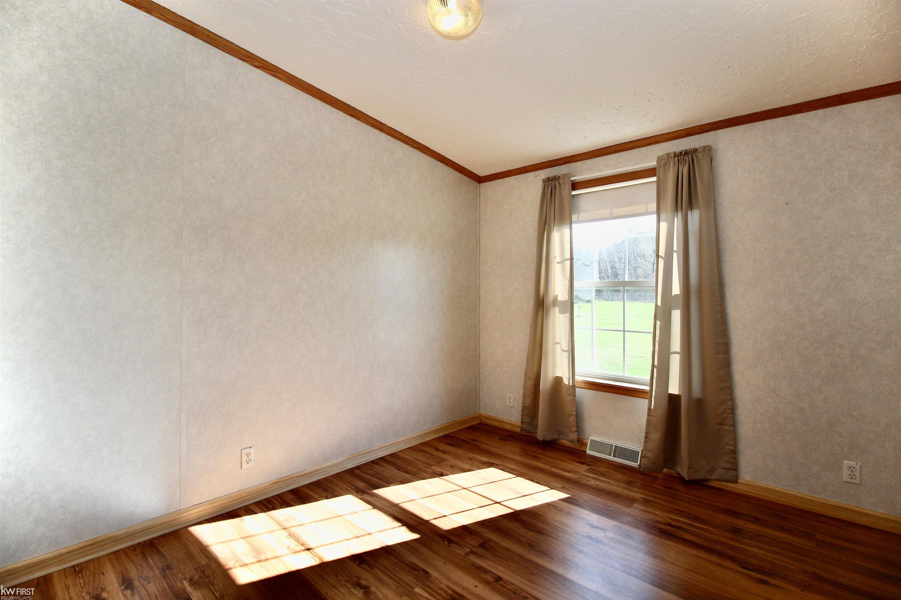 8965 North Belsay Road Millington, MI 48746 - Photo 21 of 26 50138654-3404b6cf-3142-4dbc-a675-ab792194fad7.JPG