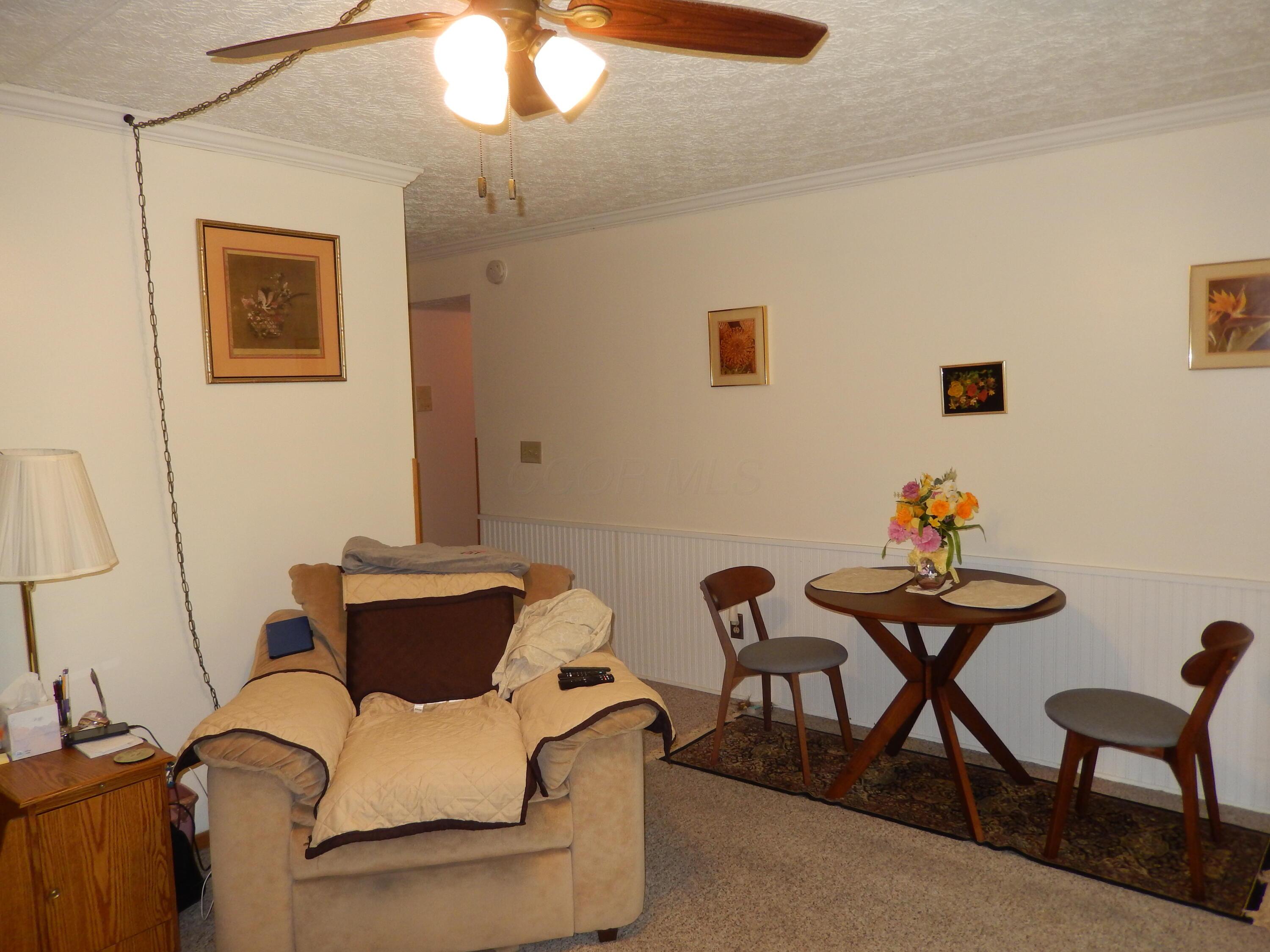 3965 Karl Road, Unit 208 Columbus, OH 43224 - Photo 15 of 30 Eat-in area