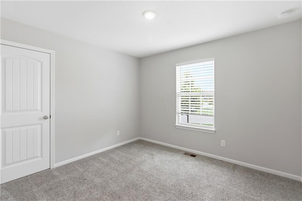 14223 Amanda Lane Basehor, KS 66007 - Photo 23 of 44