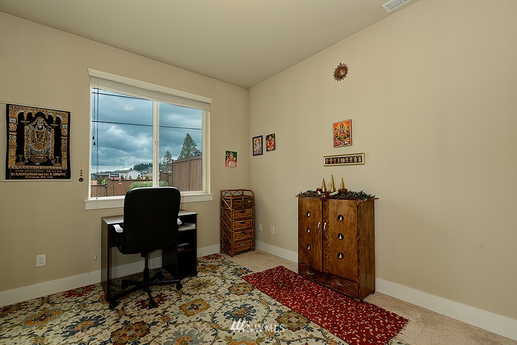 4111 180th Place Southeast Bothell, WA 98012 - Photo 11 of 23 Gallery Image 11