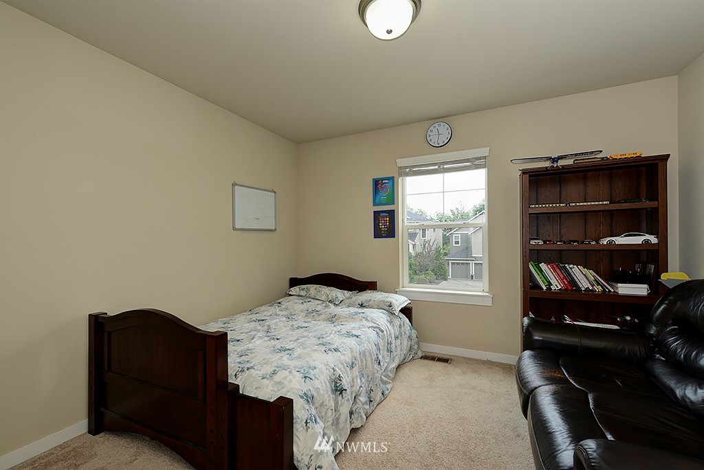 4111 180th Place Southeast Bothell, WA 98012 - Photo 17 of 23 Gallery Image 17