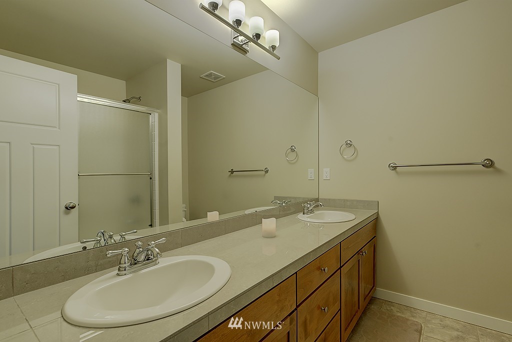4111 180th Place Southeast Bothell, WA 98012 - Photo 18 of 23 Gallery Image 18