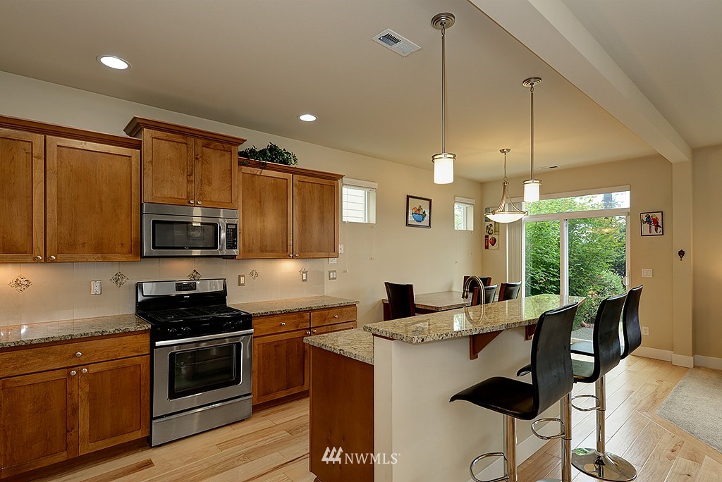 4111 180th Place Southeast Bothell, WA 98012 - Photo 5 of 23 Gallery Image 5