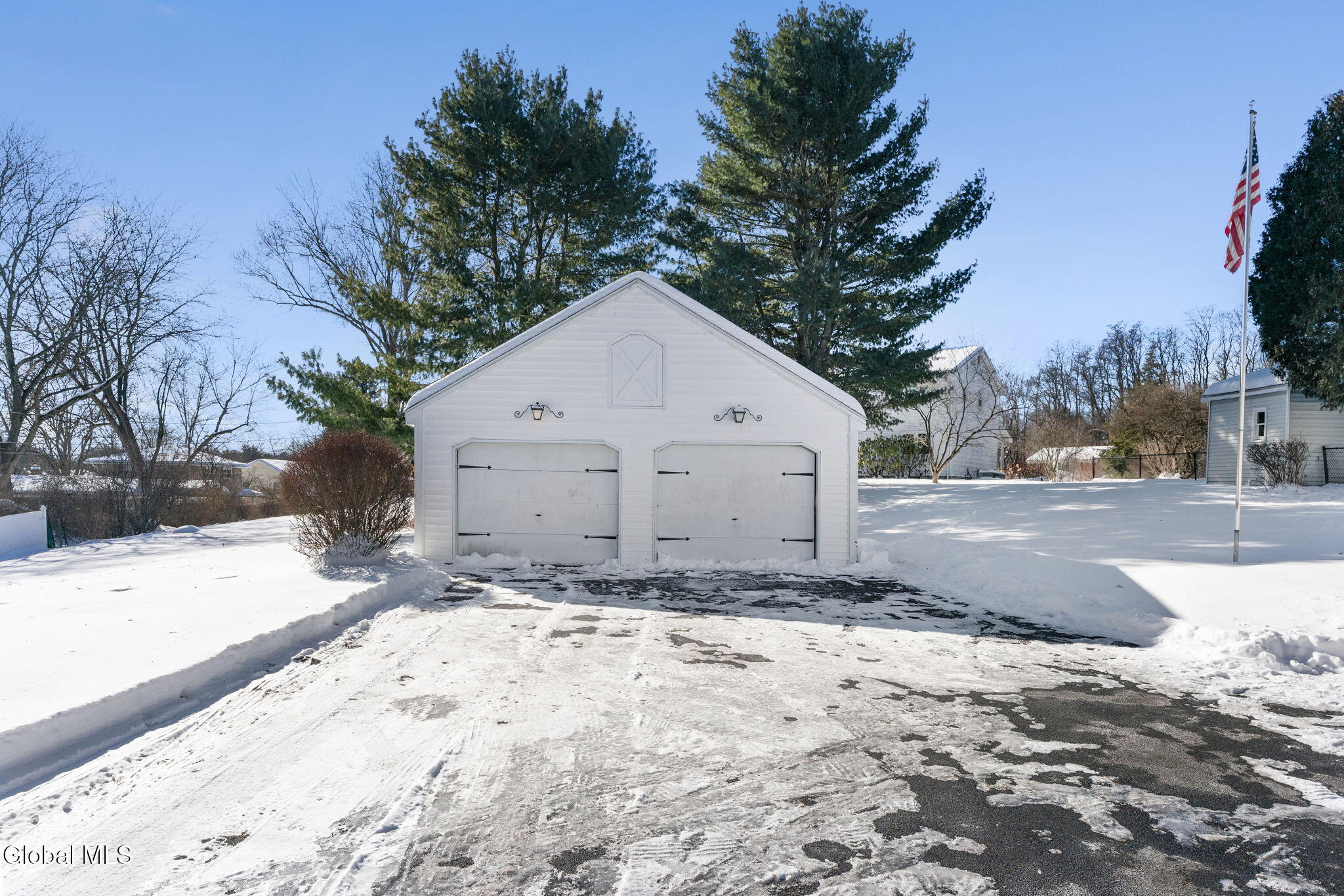 174 Menand Road Colonie, NY 12211 - Photo 6 of 47 46-web-or-mls-174-menand-rd