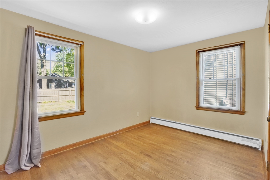 267 Connecticut Avenue Springfield, MA 01104 - Photo 19 of 41