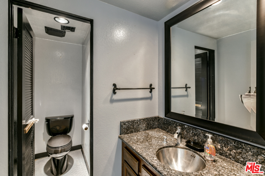 112 Convoy Street Playa del Rey, CA 90293 - Photo 15 of 36 Gallery Image 15