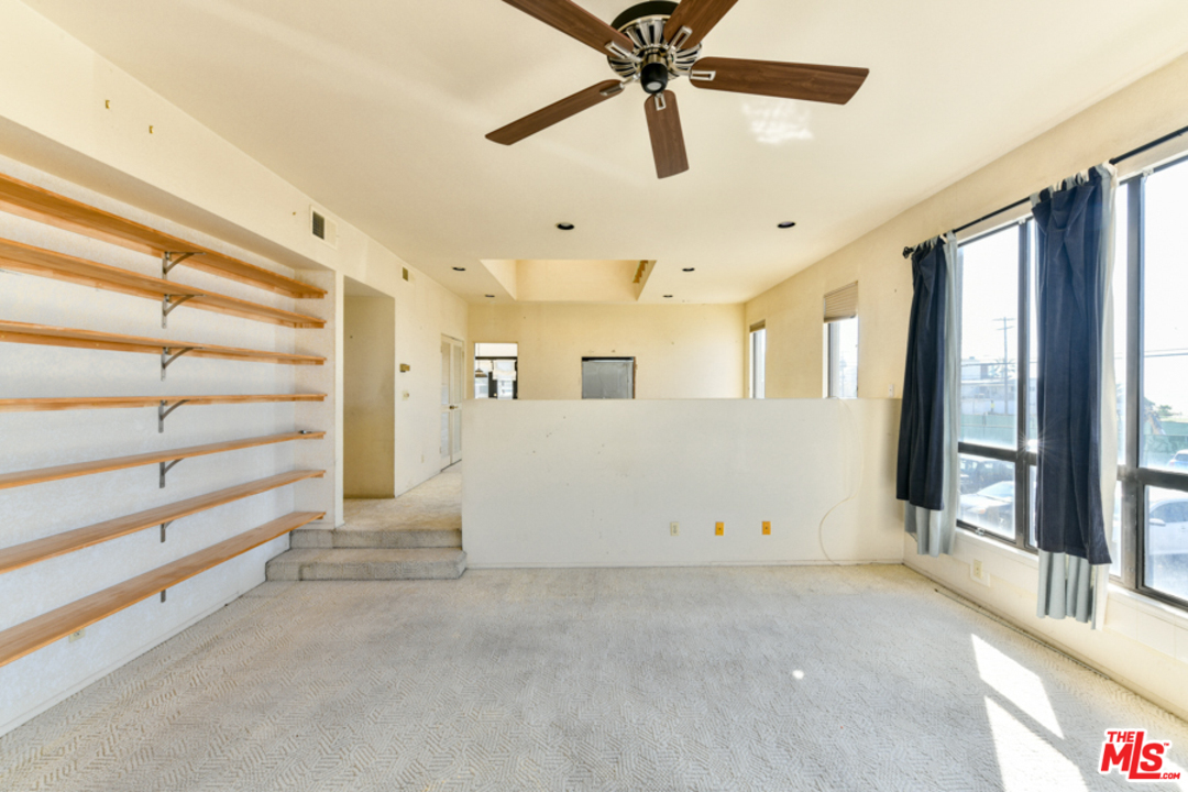 112 Convoy Street Playa del Rey, CA 90293 - Photo 9 of 36 Gallery Image 9