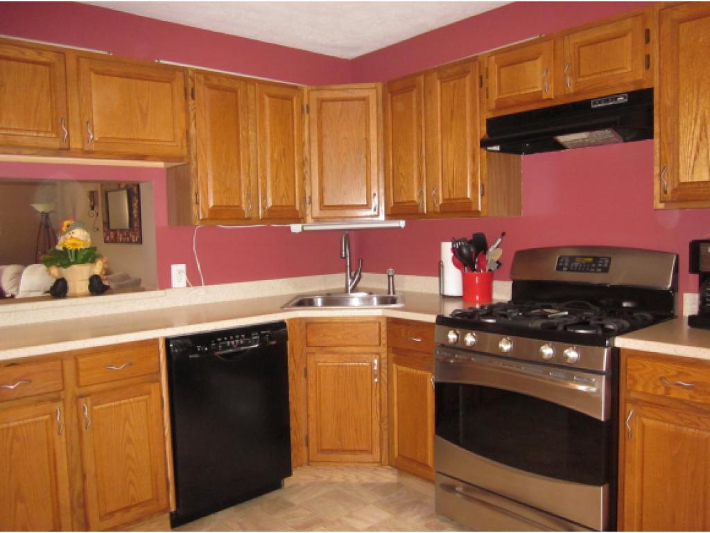 85 Middlesex Road, Unit 85 Merrimack, NH 03054 - Photo 4 of 22