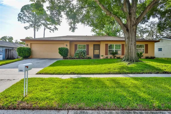 $399,000 | 3718 Sand Pebble Drive, Valrico, FL 33596