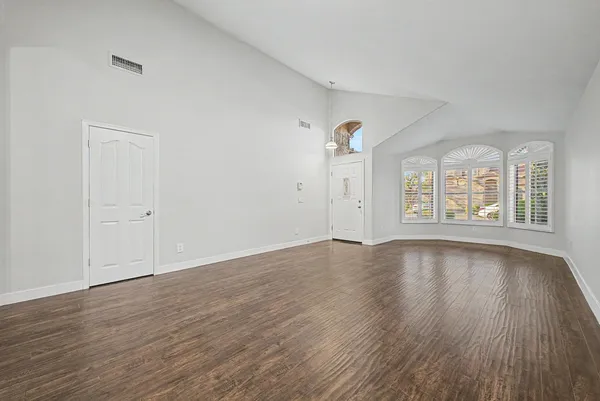 $2,900 | 4309 East Abraham Lane, Phoenix, AZ 85050