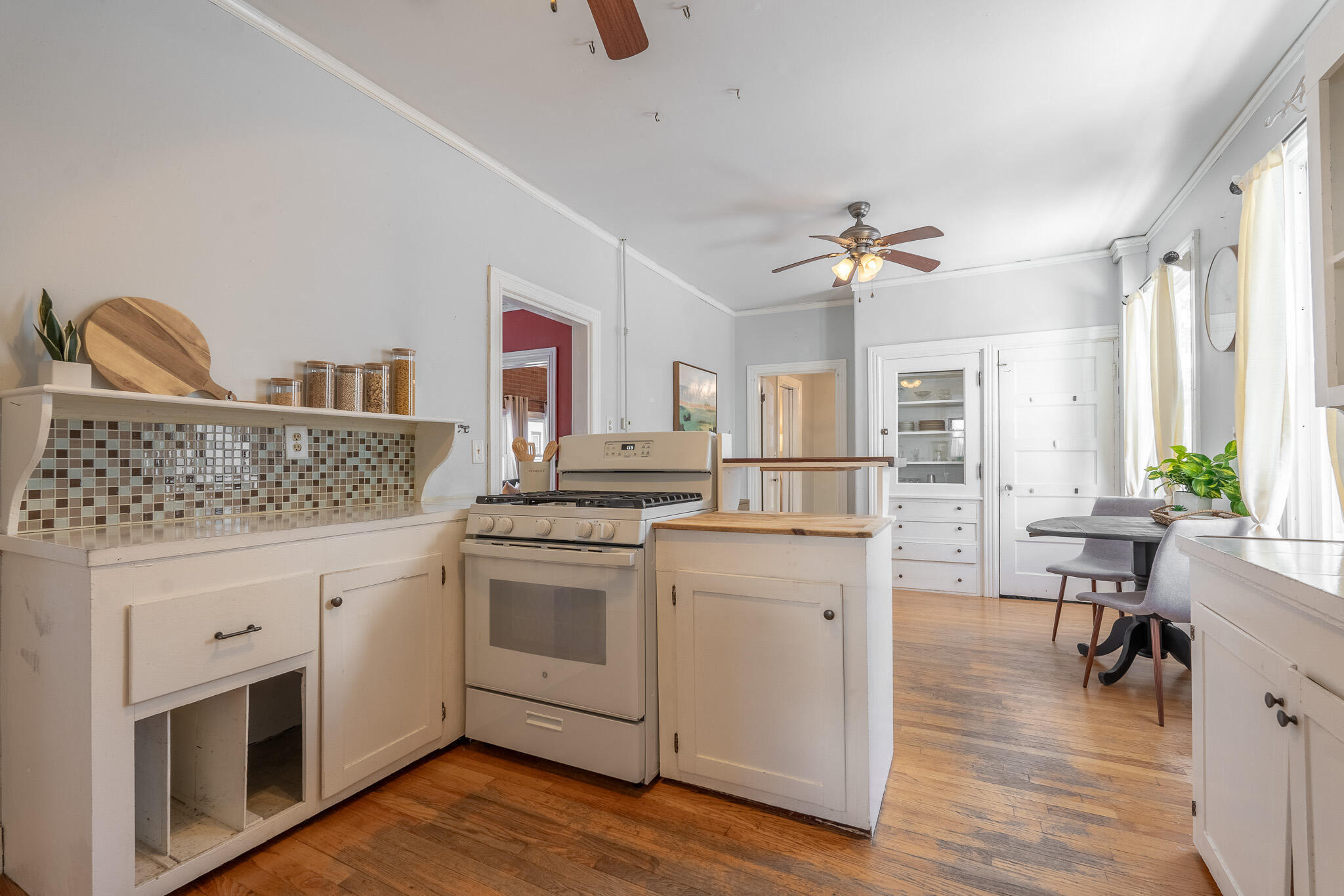 39 Union Street Biddeford, ME 04005 - Photo 8 of 32 DSC06254-HDR