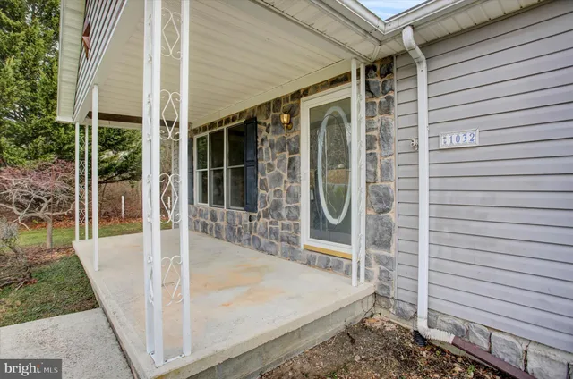 a view of outdoor space