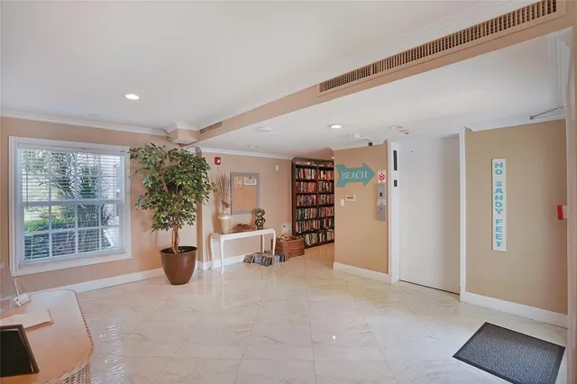 $284,900 | 1461 South Ocean Boulevard, Unit 211, Lauderdale-by-the-Sea, FL 33062