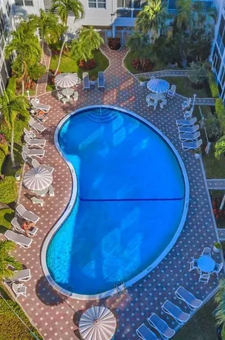 $284,900 | 1461 South Ocean Boulevard, Unit 211, Lauderdale-by-the-Sea, FL 33062