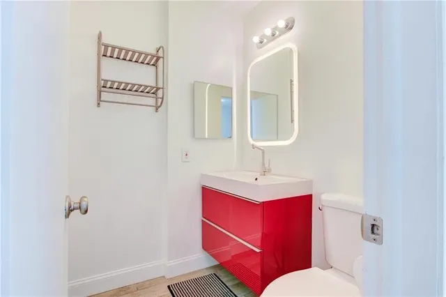 $284,900 | 1461 South Ocean Boulevard, Unit 211, Lauderdale-by-the-Sea, FL 33062