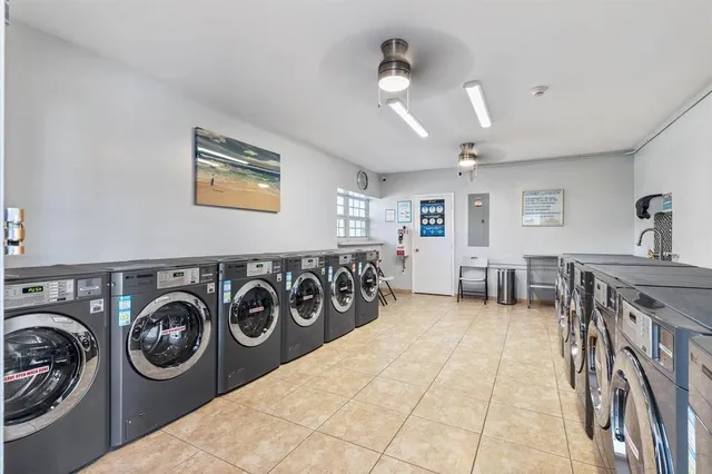 $284,900 | 1461 South Ocean Boulevard, Unit 211, Lauderdale-by-the-Sea, FL 33062