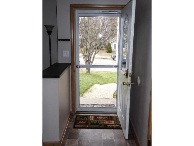 811 9th Avenue Southwest Faribault, MN 55021 - Photo 2 of 18 Gallery Image 2