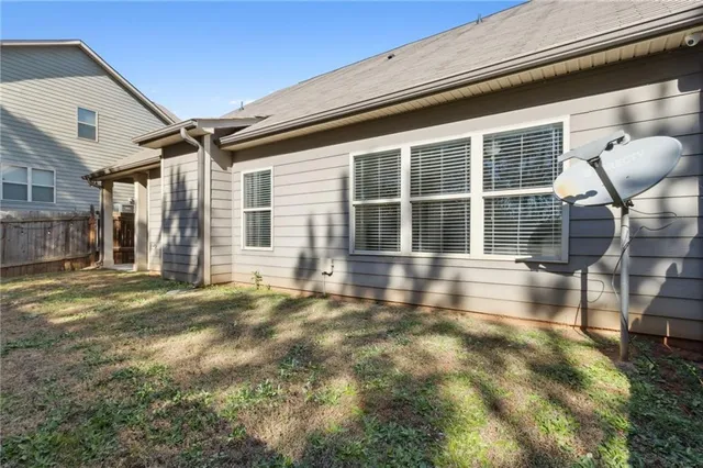 a view of a house with a outdoor space