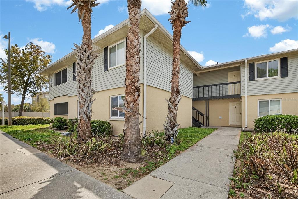 202 Red Maple Place, Unit 202 Brandon, FL 33510 - Photo 2 of 87