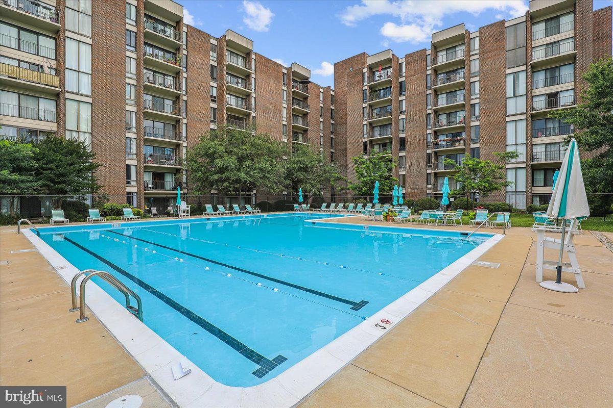 9900 Georgia Avenue, Unit 27613 Silver Spring, MD 20902 - Photo 38 of 47 Community Pool