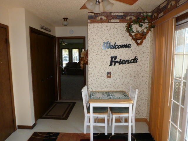 2811 Hamilton Road Muskegon, MI 49445 - Photo 14 of 23 12-Dinning