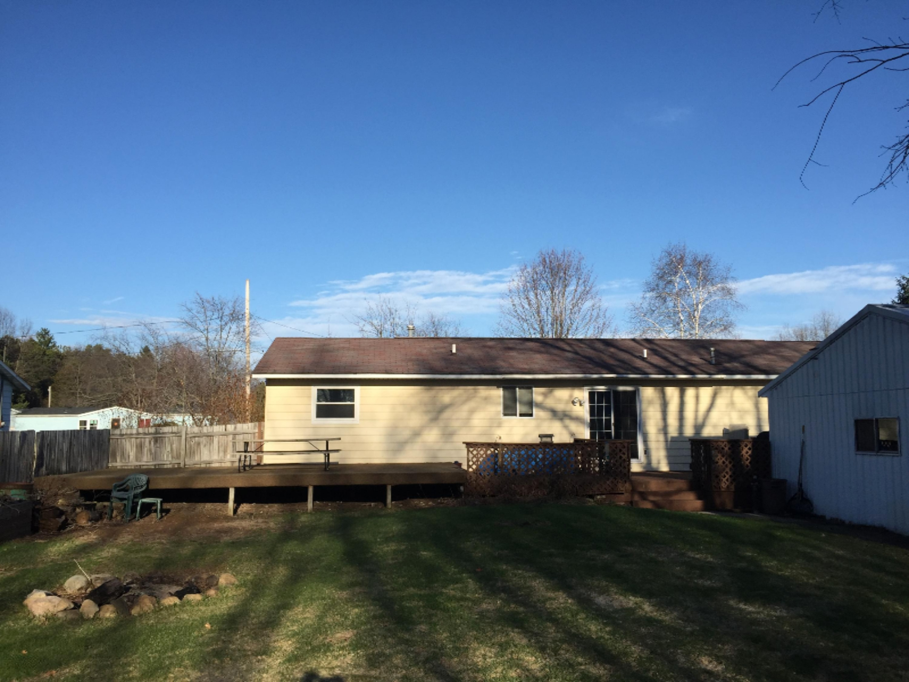 2811 Hamilton Road Muskegon, MI 49445 - Photo 2 of 23 2-Back of Home