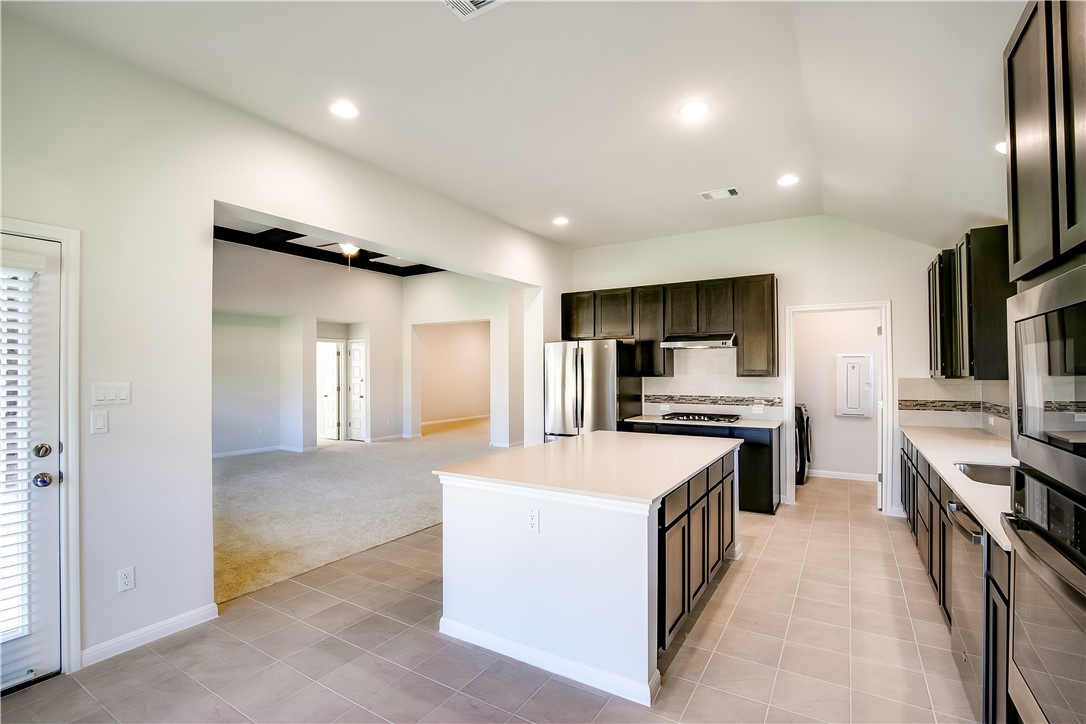 2425 Choctaw Place Leander, TX 78641 - Photo 15 of 32