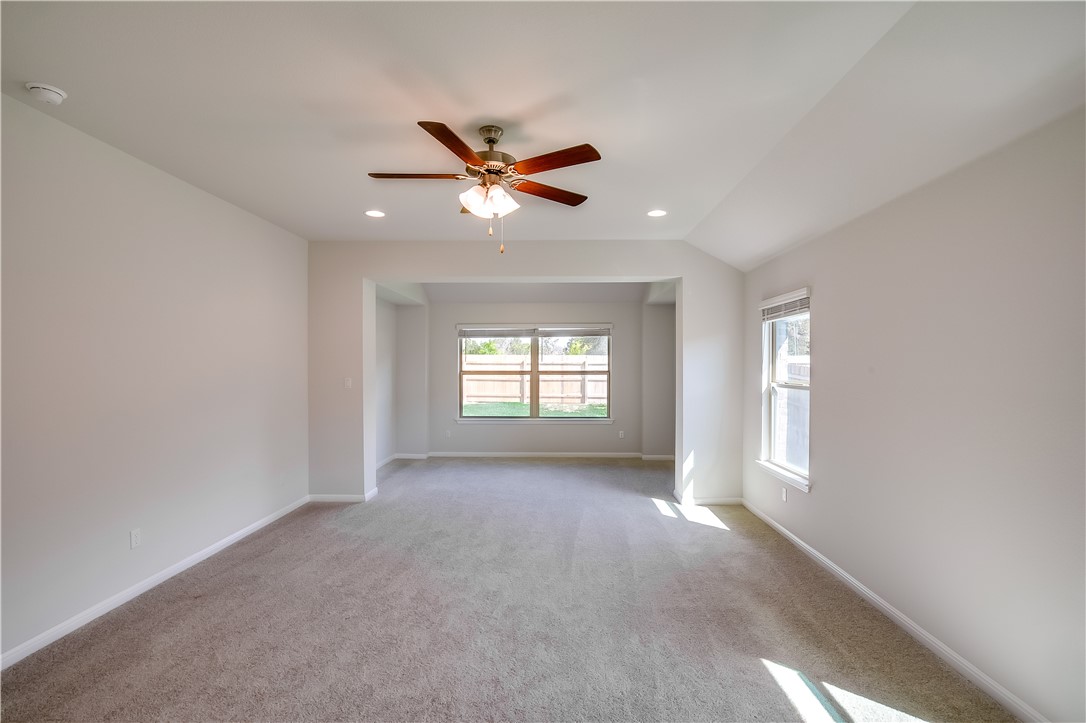 2425 Choctaw Place Leander, TX 78641 - Photo 16 of 32