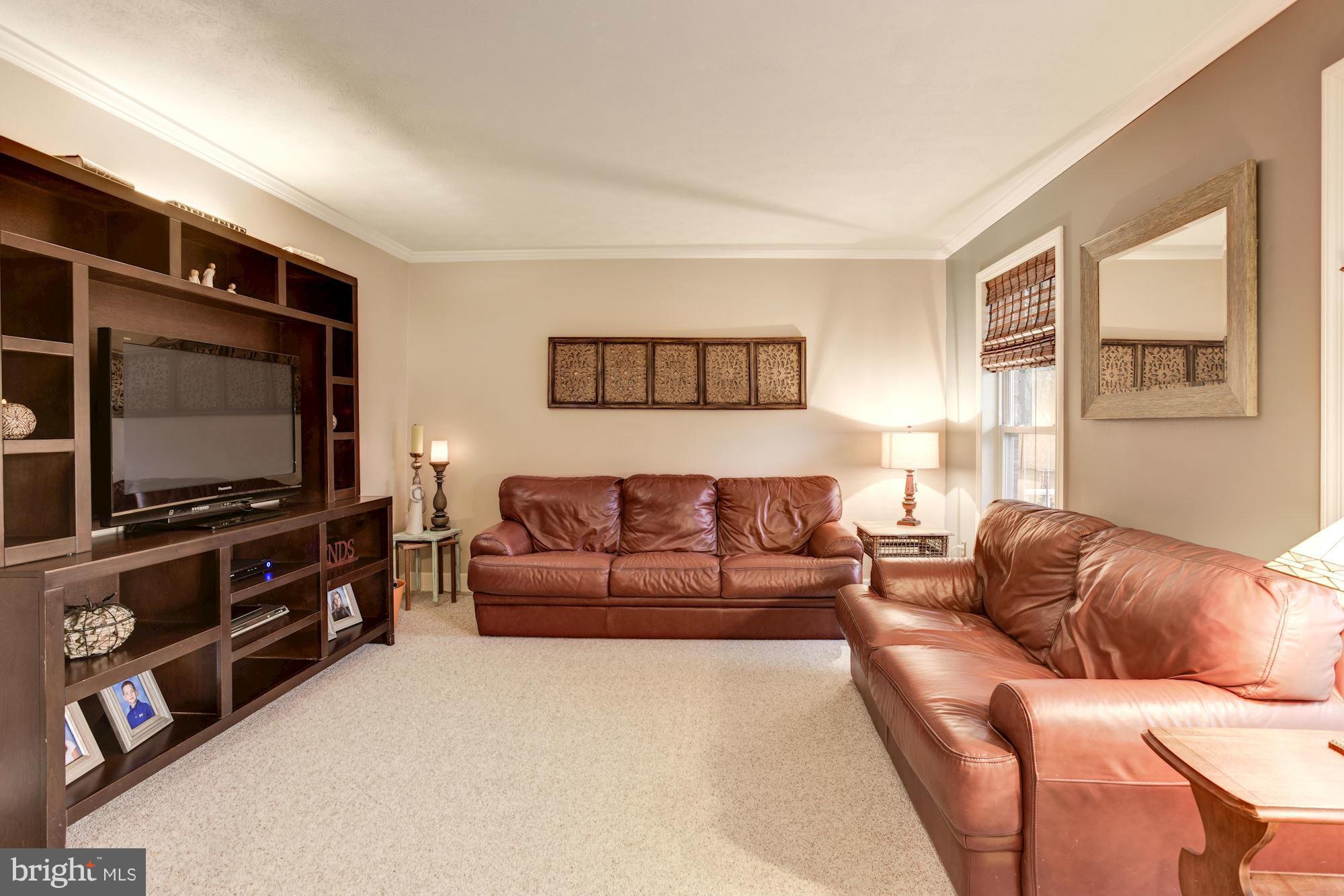 1341 Becket Road Sykesville, MD 21784 - Photo 7 of 30 Living Room