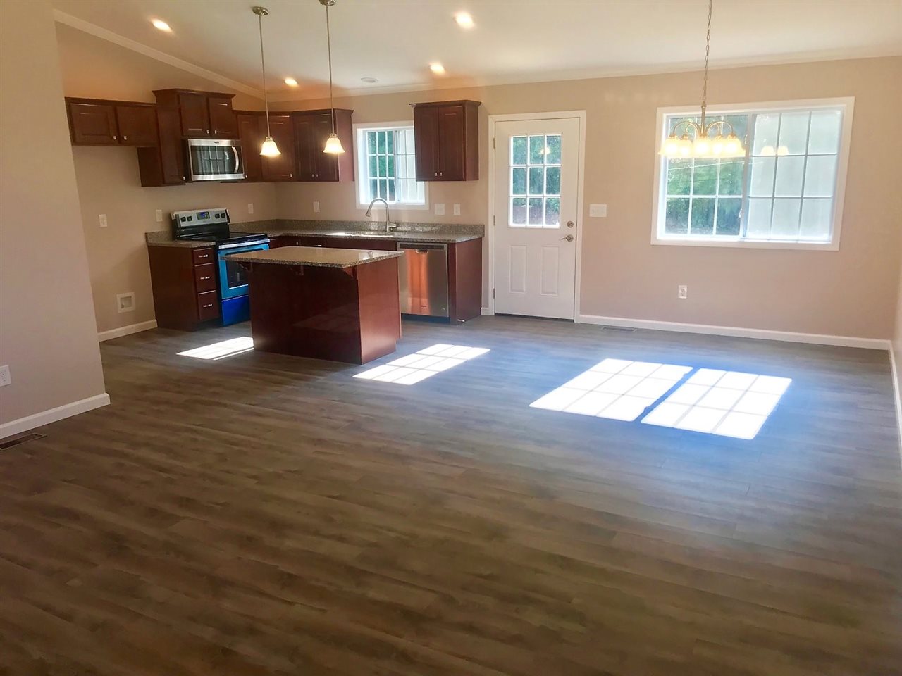 2471 Compton Bridge Road Inman, SC 29349 - Photo 8 of 23