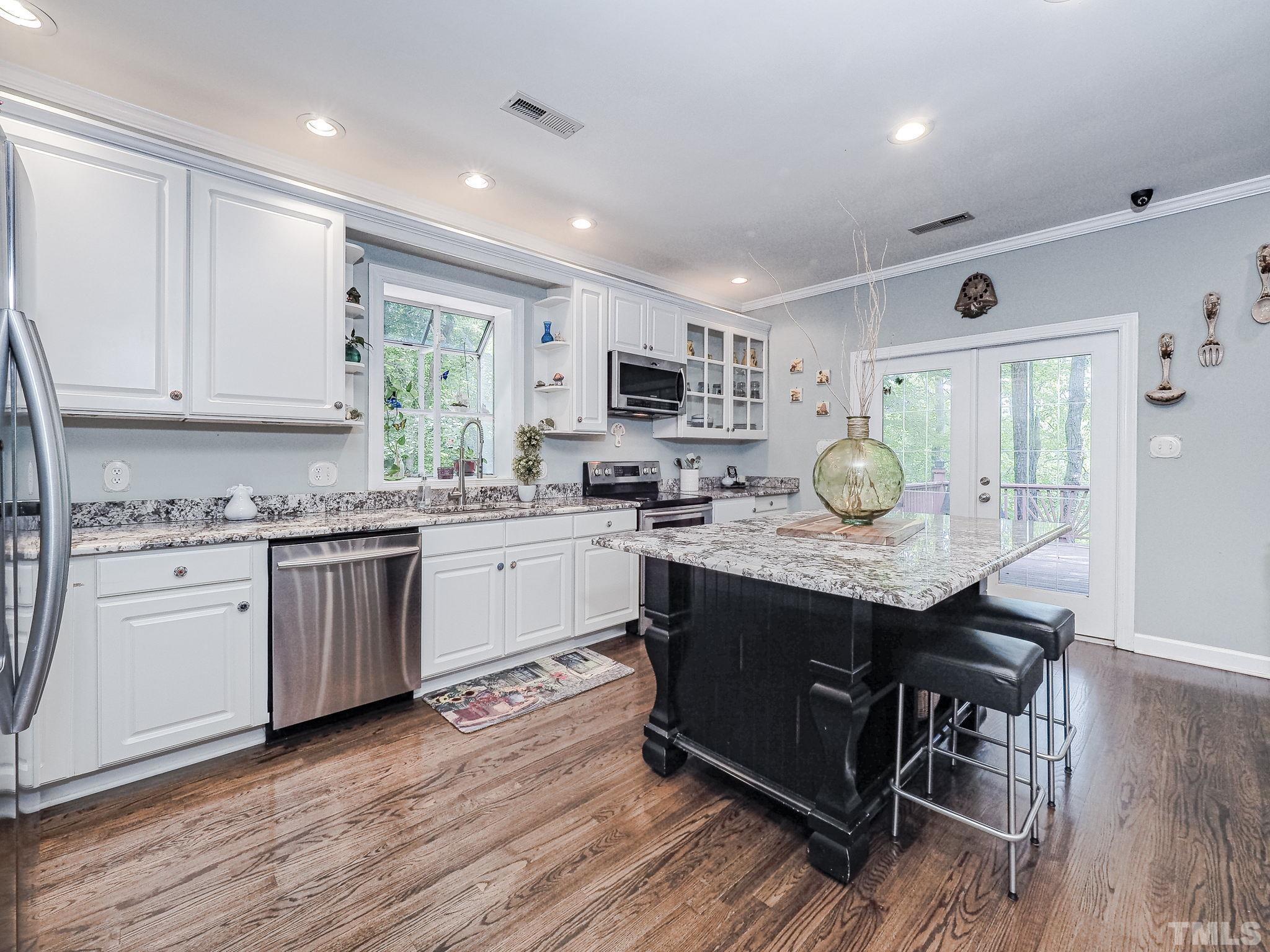 13 Colony Ridge Road Clayton, NC 27520 - Photo 8 of 61 Gallery Image 8