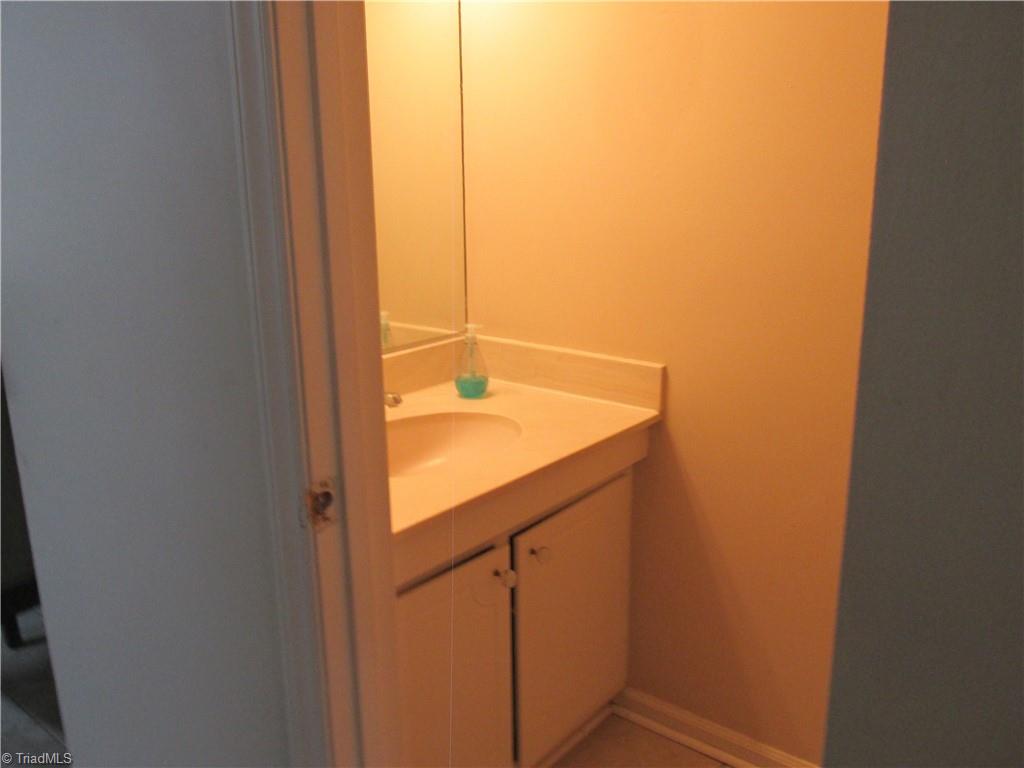 228 Northpoint Avenue, Unit E High Point, NC 27262 - Photo 6 of 13 Gallery Image 6