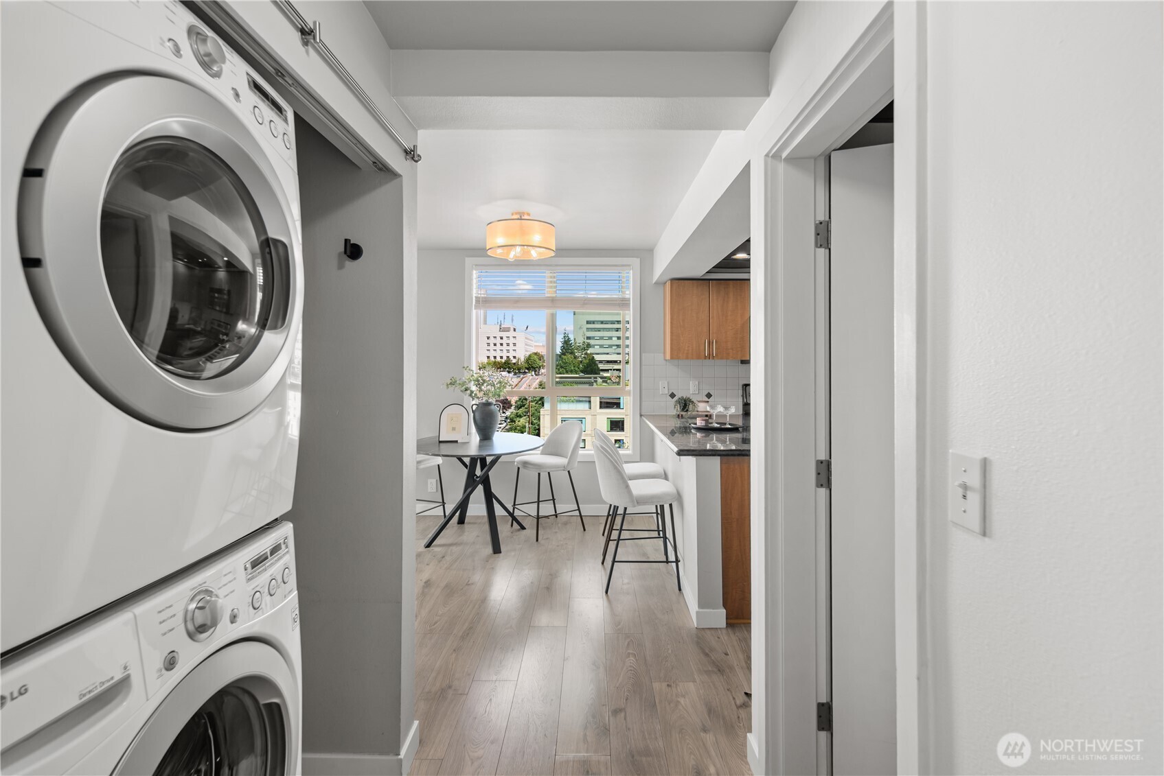 905 Cherry Street, Unit 701 Seattle, WA 98104 - Photo 19 of 31