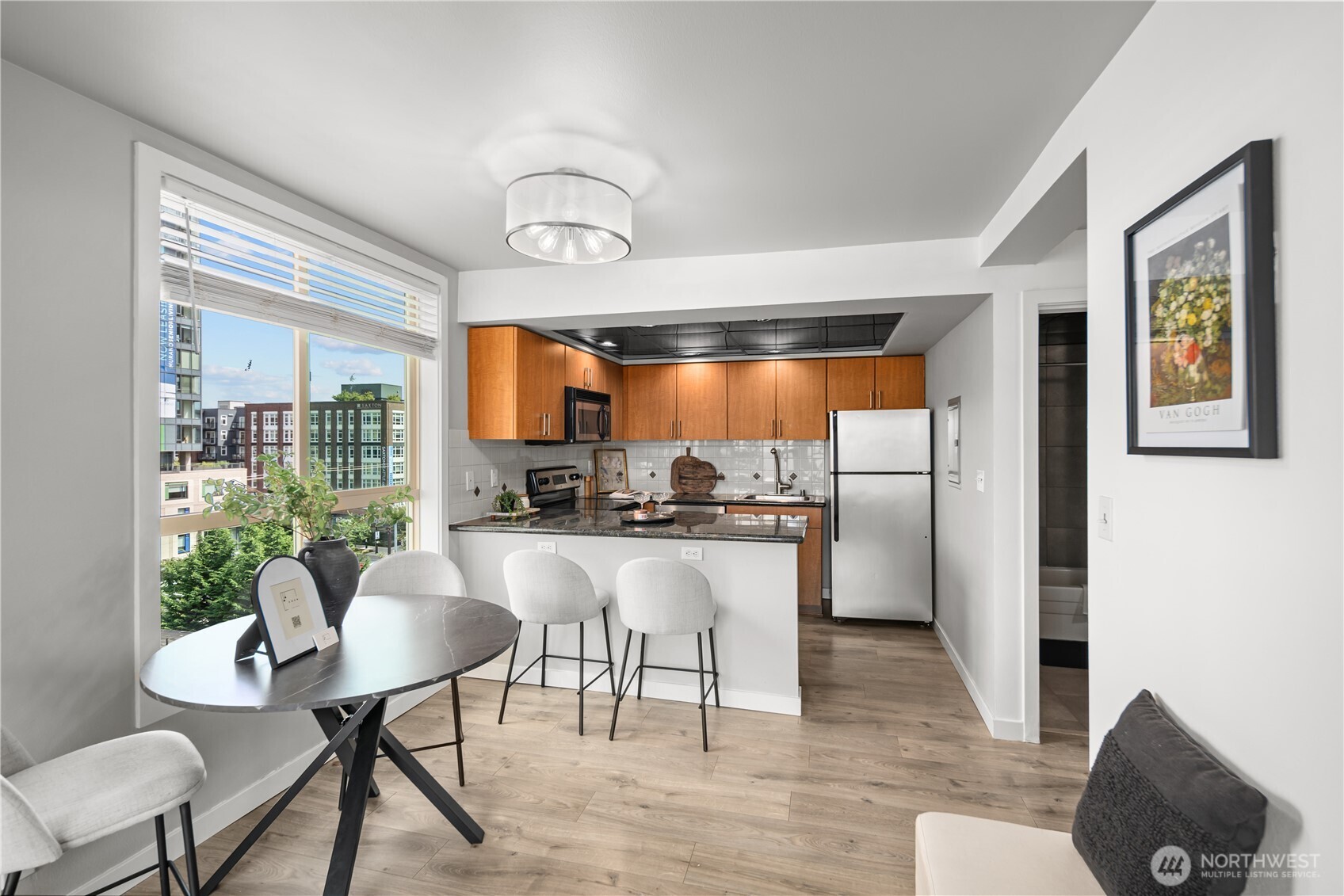 905 Cherry Street, Unit 701 Seattle, WA 98104 - Photo 9 of 31