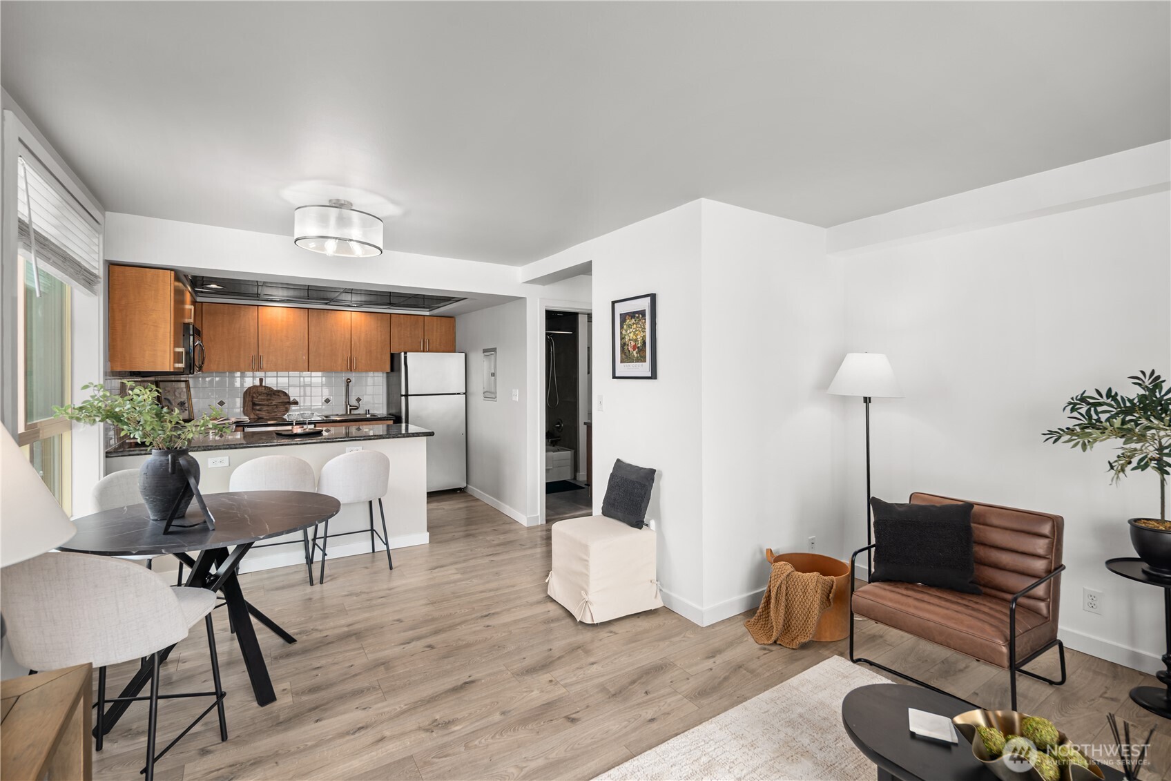 905 Cherry Street, Unit 701 Seattle, WA 98104 - Photo 10 of 31